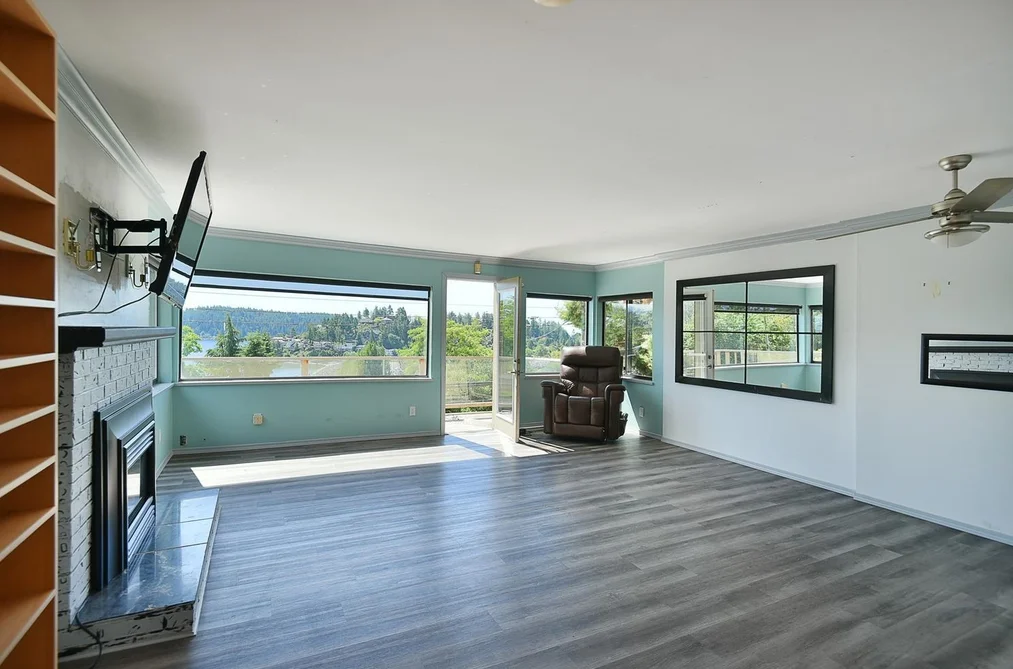 511 S FLETCHER ROAD, Gibsons BC V0N 1V8, Gibsons BC — Residential for Sale — Photo 5 of 24