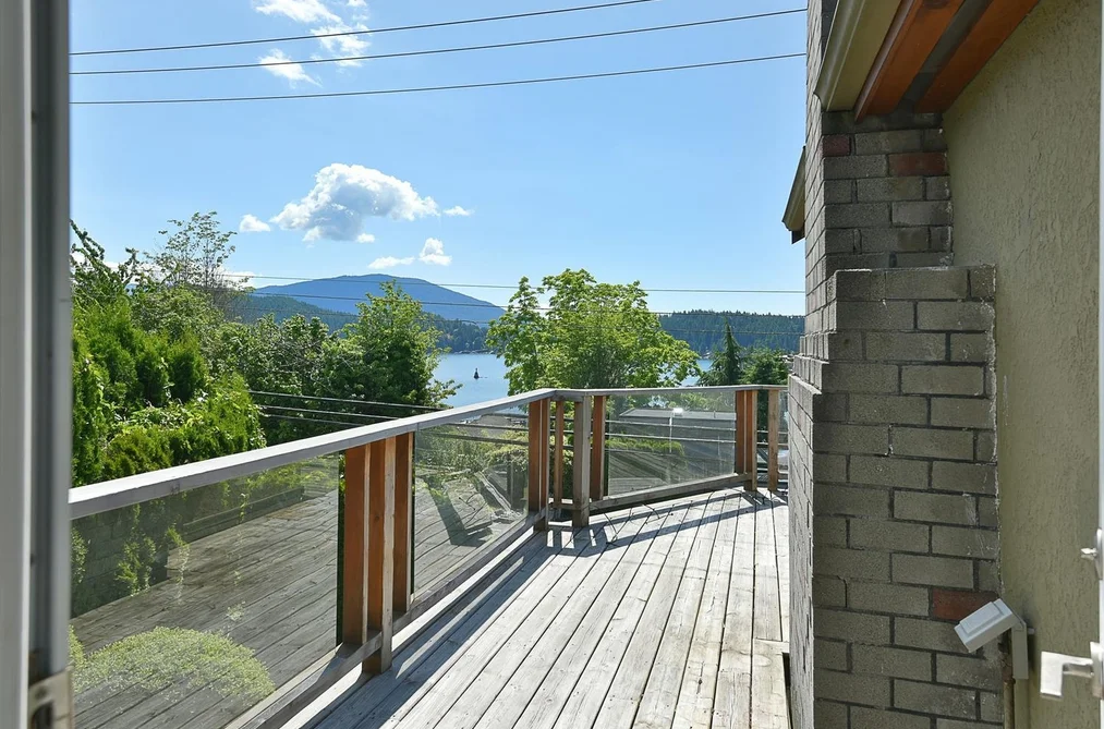 511 S FLETCHER ROAD, Gibsons BC V0N 1V8, Gibsons BC — Residential for Sale — Photo 9 of 24