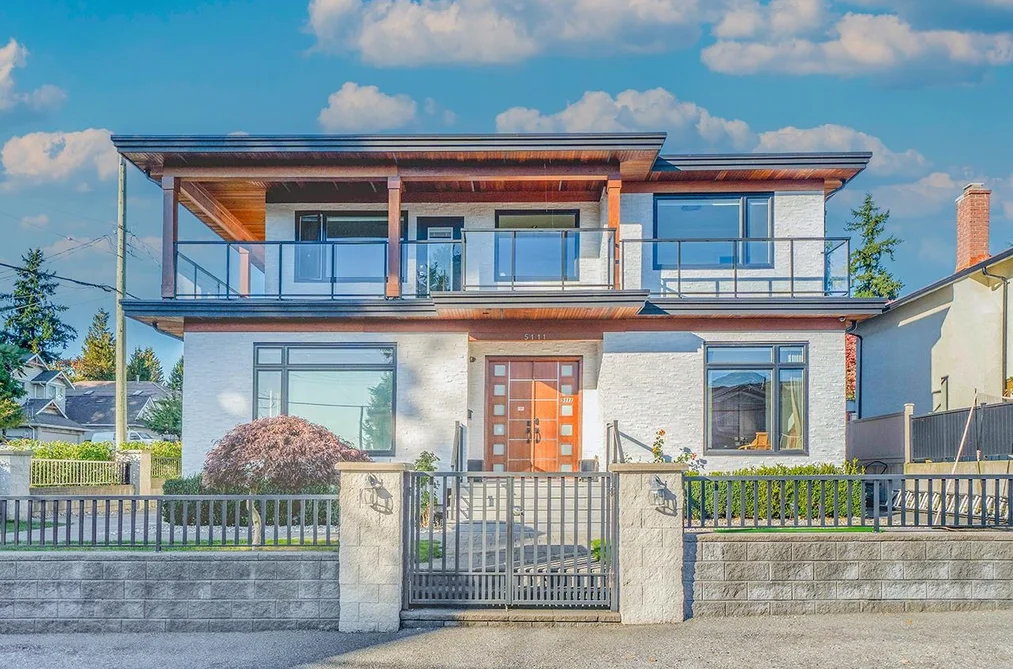 House for sale at 5111 Clinton Street Burnaby British Columbia - MLS: R3076752