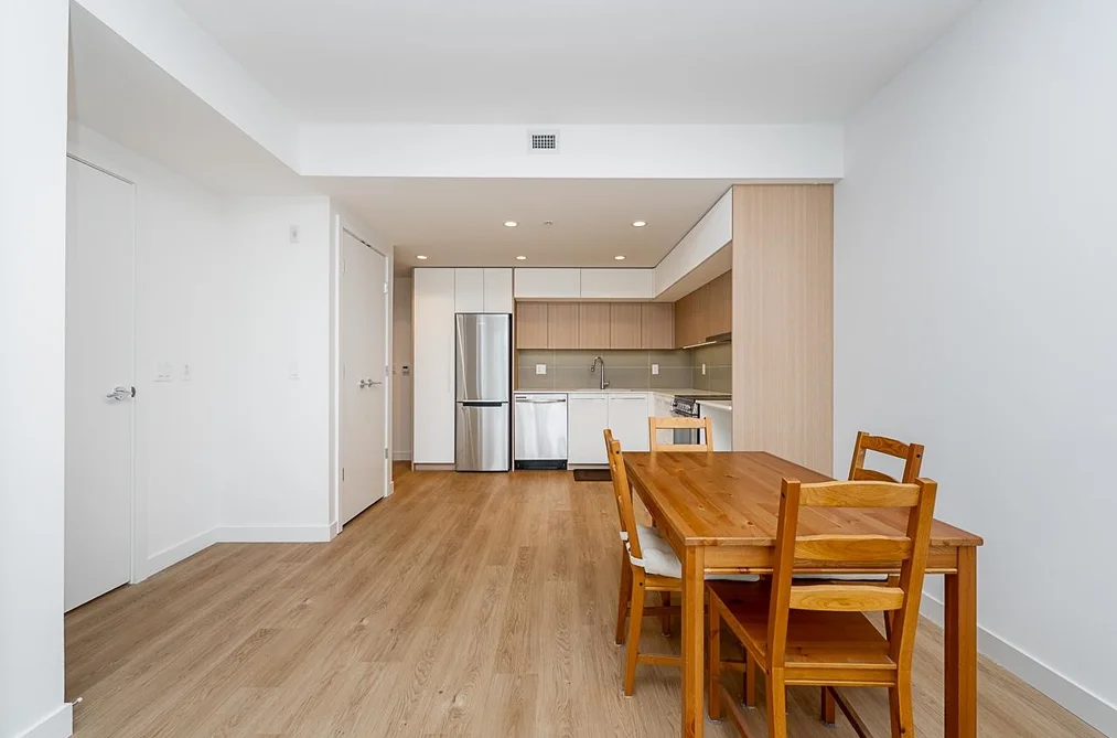 512 9888 UNIVERSITY CRESCENT, Burnaby BC V5A 0G4, Burnaby BC — Residential for Sale - Photo 6