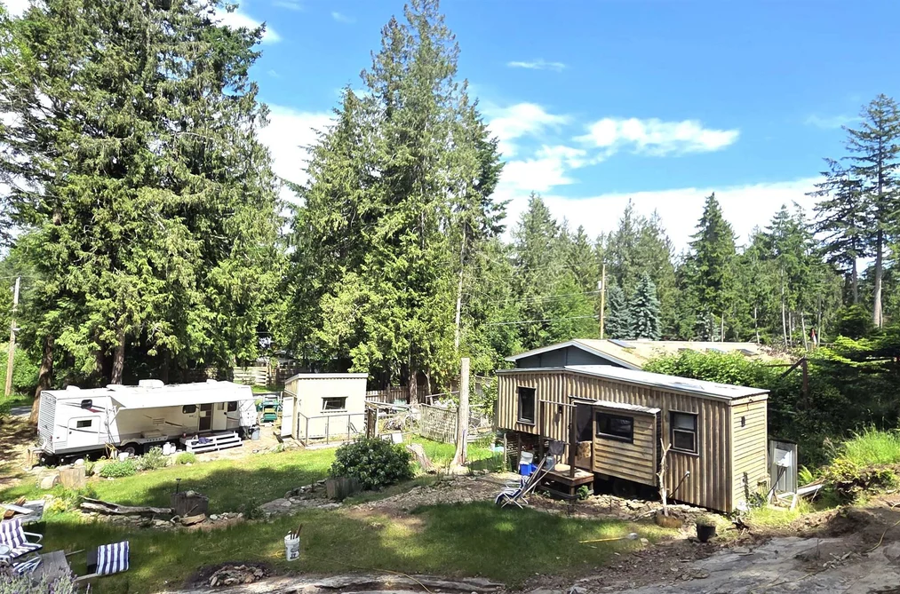 Property for sale at 512 Aya Reach Road Mayne Island British Columbia - MLS: R3111541