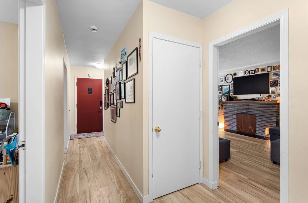 512 Garrett Street, New Westminster, BC - House for Sale - Photo 23 of 40 512 Garrett Street, New Westminster, BC - House for Sale - Photo 23 of 40