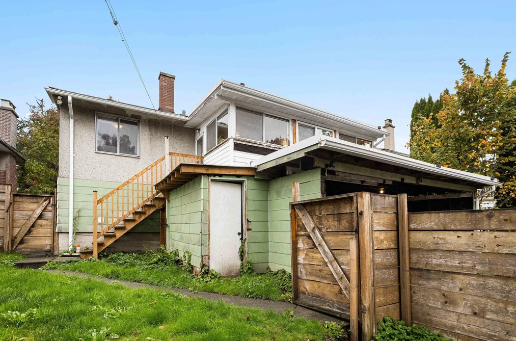 512 Garrett Street, New Westminster, BC - House for Sale - Photo 33 of 40 512 Garrett Street, New Westminster, BC - House for Sale - Photo 33 of 40