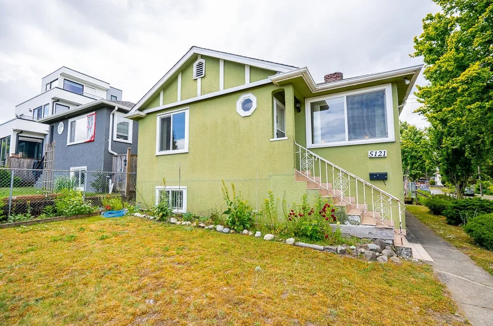 House for sale at 5121 Inverness Street Vancouver British Columbia - MLS: R3132982