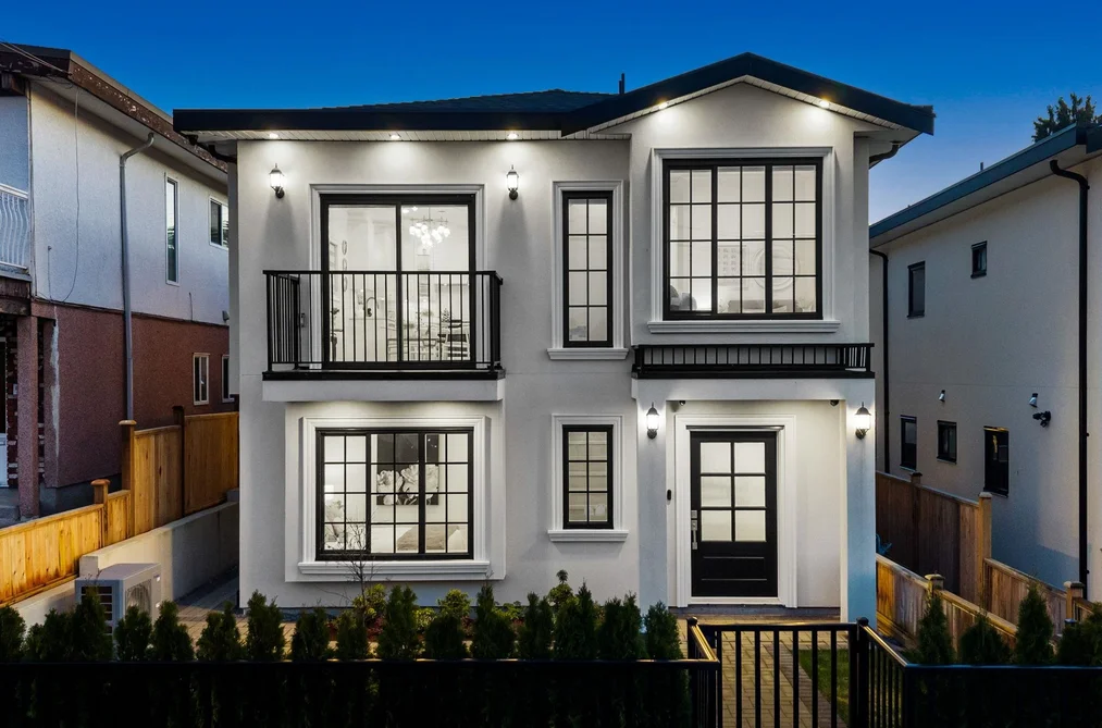 Half Duplex for sale at 5138 Dominion Street Burnaby British Columbia - MLS: R3114245