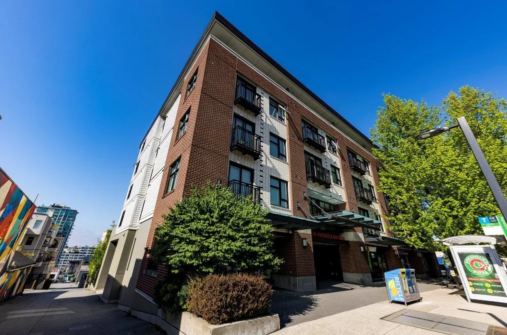 514 111 E 3RD STREET, North Vancouver BC V7L 0C6, North Vancouver BC — Residential for Sale - Photo 2