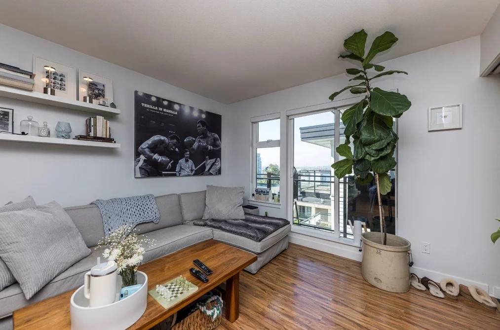 514 111 E 3RD STREET, North Vancouver BC V7L 0C6, North Vancouver BC — Residential for Sale - Photo 3