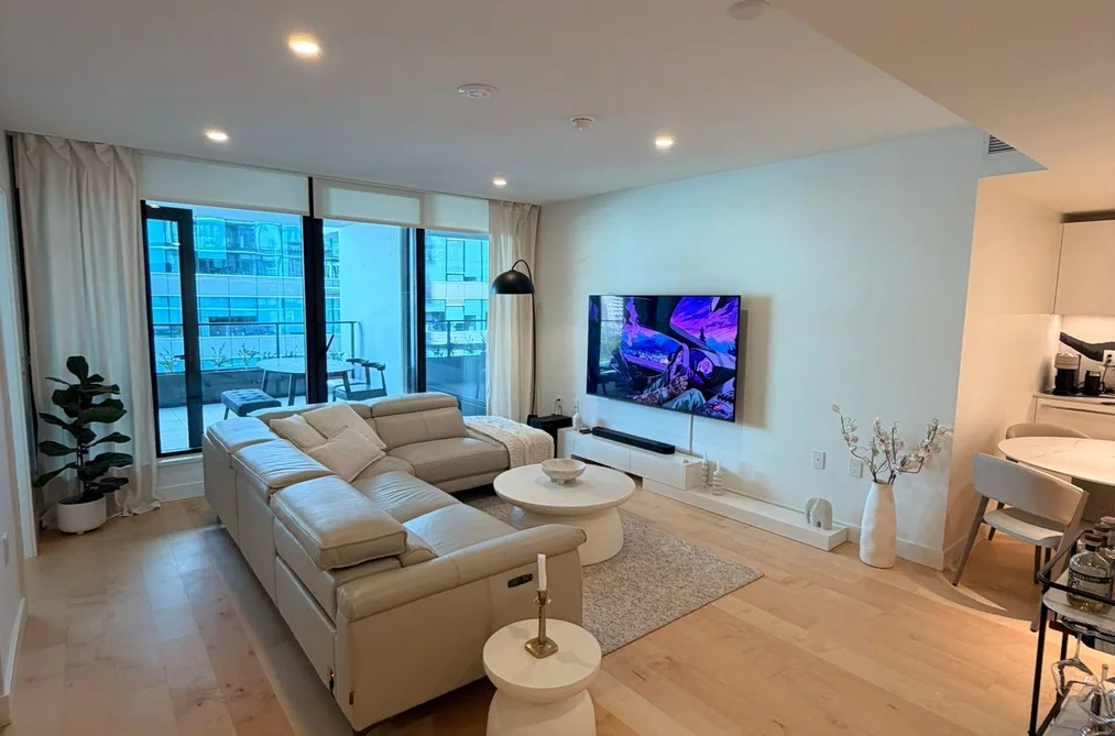 515 135 E 13TH STREET, North Vancouver BC V7L 0J8, North Vancouver BC — Residential for Sale - Photo 3