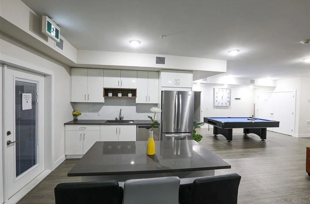 Condo for sale at 515 15351 101 Avenue Surrey British Columbia - MLS: R3067053