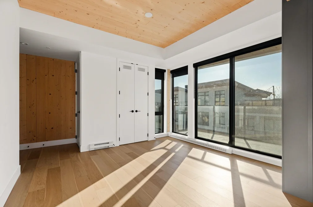 515 310 SALTER STREET, New Westminster BC V3M 0N7, New Westminster BC — Residential for Sale - Photo 3
