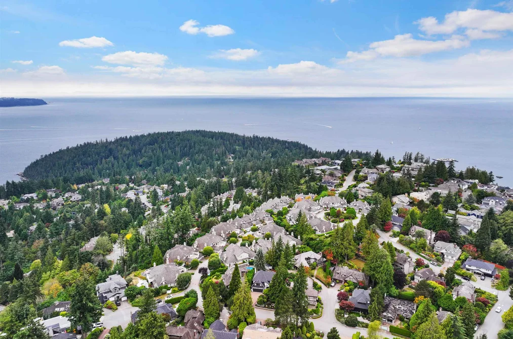 5155 Alderfeild Place, West Vancouver, BC - MLS: R3164169 - Photo 37 5155 Alderfeild Place, West Vancouver, BC - MLS: R3164169 - Photo 37