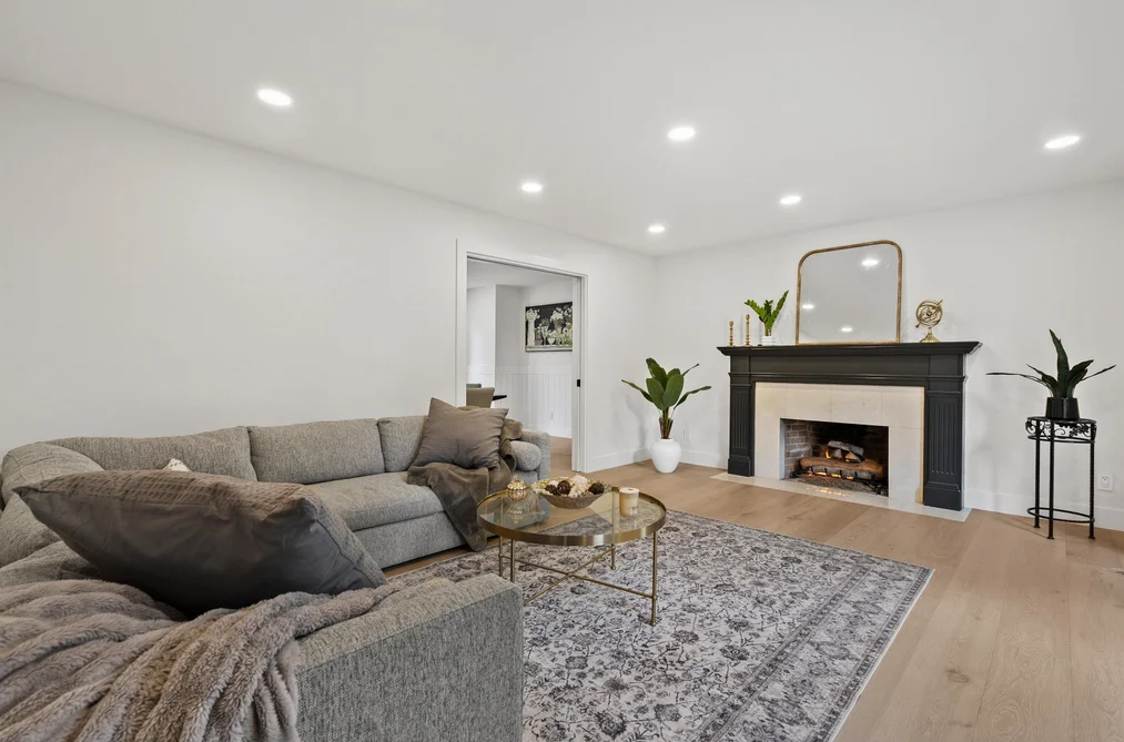 5155 Alderfeild Place, West Vancouver, BC - MLS: R3164169 - Photo 7 5155 Alderfeild Place, West Vancouver, BC - MLS: R3164169 - Photo 7