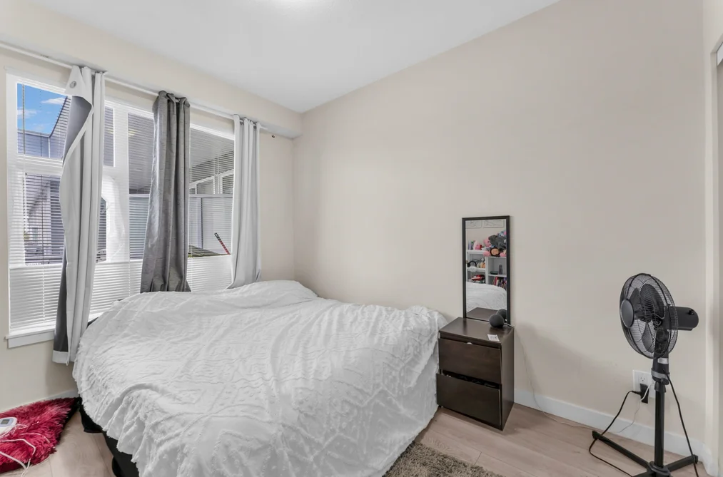 516 10838 WHALLEY BOULEVARD, Surrey BC V3R 0G8, Surrey BC — Residential for Sale - Photo 4