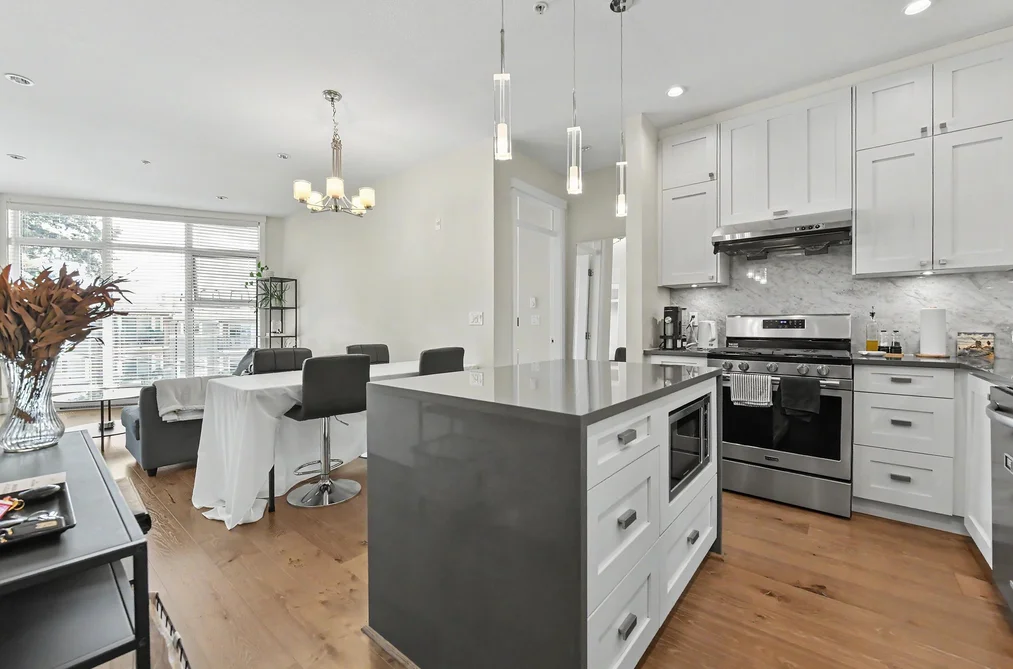 516 14855 THRIFT AVENUE, White Rock BC V4B 2J6, White Rock BC — Residential for Sale — Photo 4 of 31