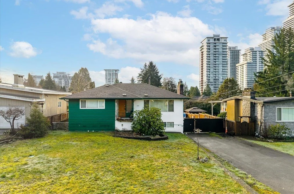 House for sale at 518 Appian Way Coquitlam British Columbia - MLS: R3088486