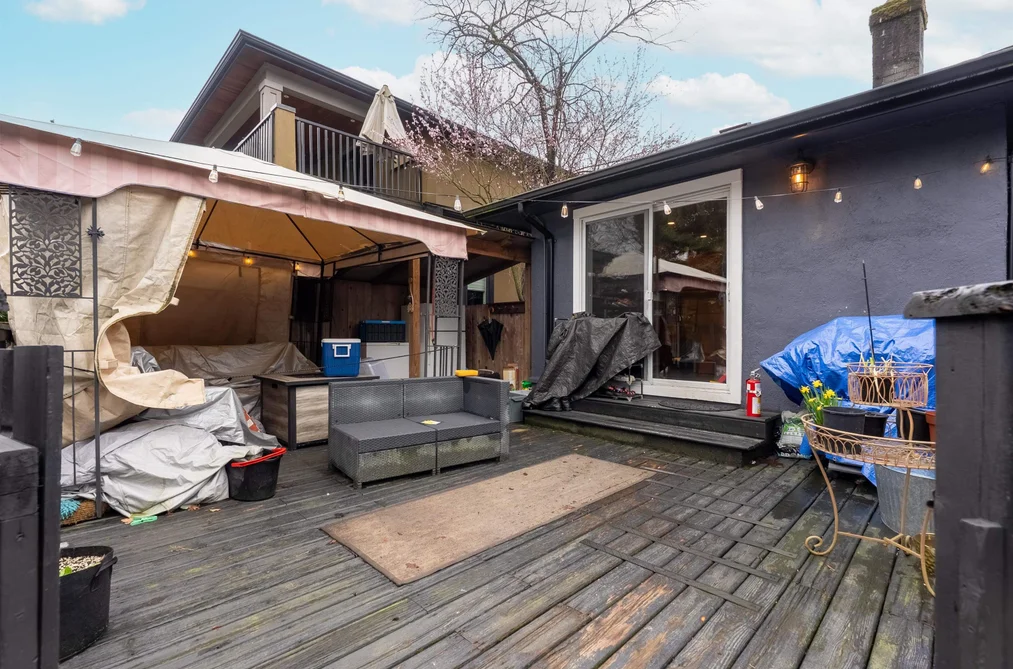 518 W 23RD STREET, North Vancouver BC V7M 2B9, North Vancouver BC — Residential for Sale - Photo 3