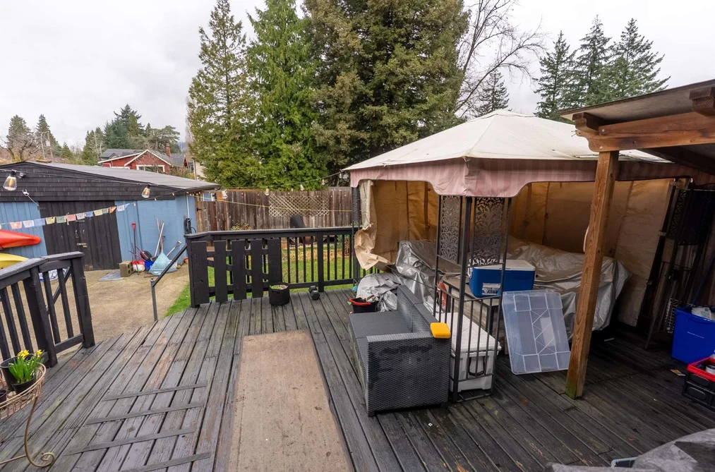 518 W 23RD STREET, North Vancouver BC V7M 2B9, North Vancouver BC — Residential for Sale - Photo 6