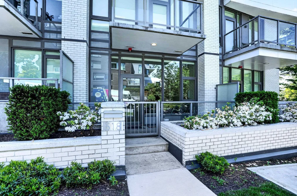 Townhouse for sale at 518 W 30th Avenue Vancouver British Columbia - MLS: R3130255