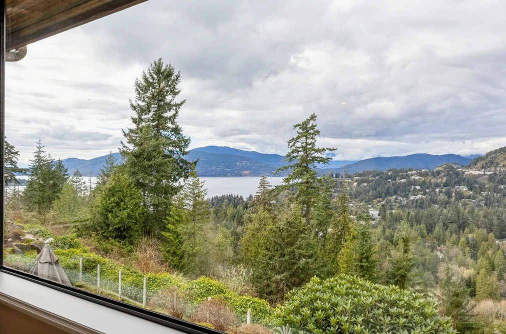 Townhouse for sale at 5180 Meadfeild Road West Vancouver British Columbia - MLS: R3125563
