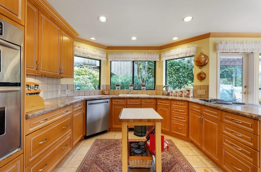 5180 MEADFEILD ROAD, West Vancouver BC V7W 3B8, West Vancouver BC — Residential for Sale - Photo 3