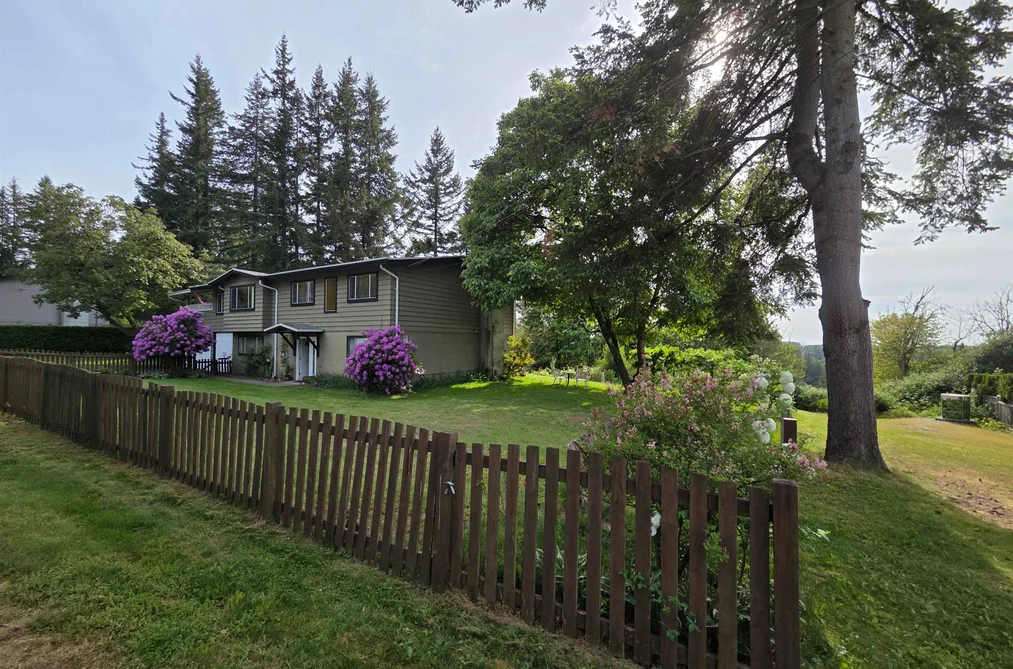5185 234 STREET, Langley BC V2Z 2P6, Langley BC — Residential for Sale - Photo 2