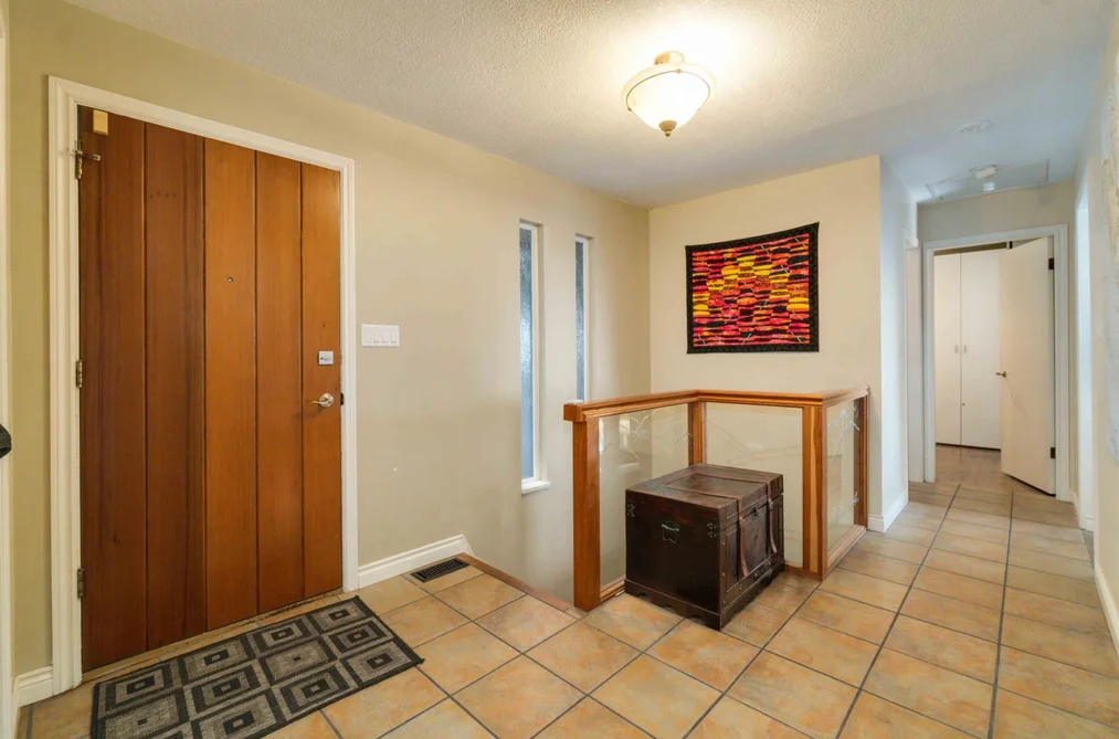 5189 MADEIRA COURT, North Vancouver BC V7R 3K7, North Vancouver BC — Residential for Sale - Photo 3
