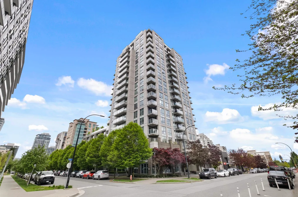 135 E 17th St Unit 519, North Vancouver, BC - MLS: R3176125