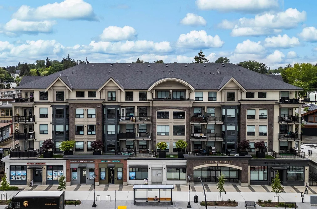 Condo for sale at 519 2493 Montrose Avenue Abbotsford British Columbia - MLS: R3074130