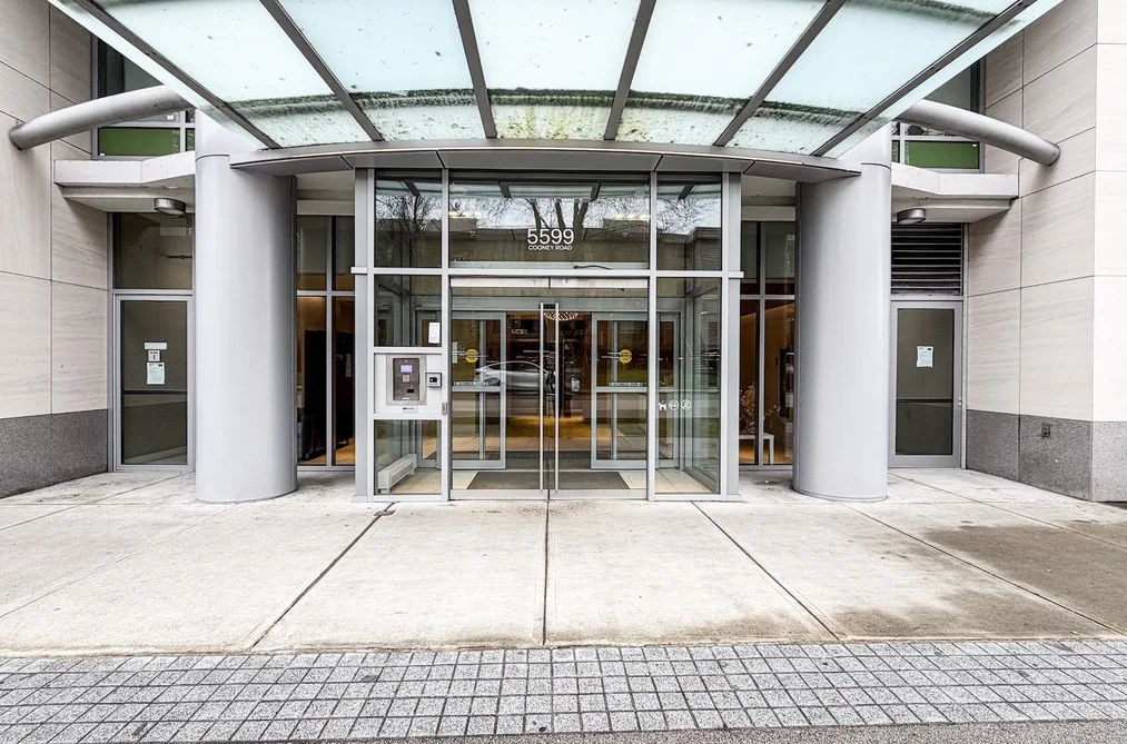 Condo for sale at 519 5599 Cooney Road Richmond British Columbia - MLS: R3111619