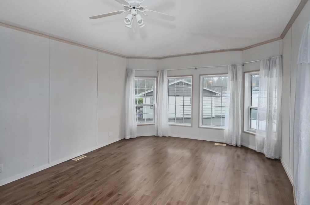 52 3931 198 STREET, Langley BC V3A 1C9, Langley BC — Residential for Sale - Photo 3