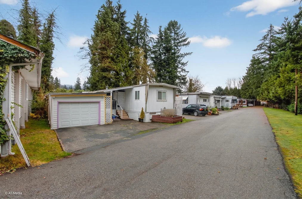 Manufactured Home for sale at 52 4200 Dewdney Trunk Road Coquitlam British Columbia - MLS: R3069442