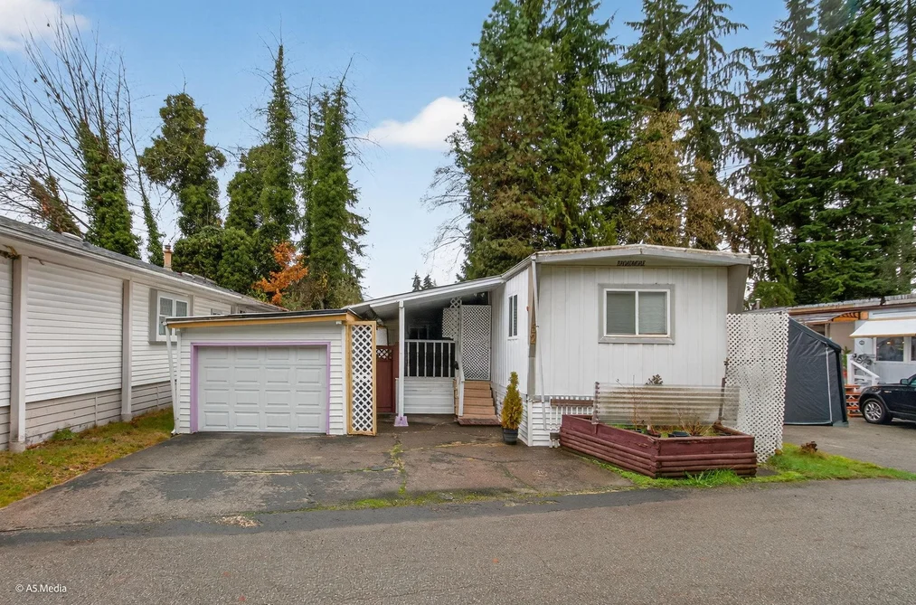 52 4200 DEWDNEY TRUNK ROAD, Coquitlam BC V3K 2X8, Coquitlam BC — Residential for Sale - Photo 3