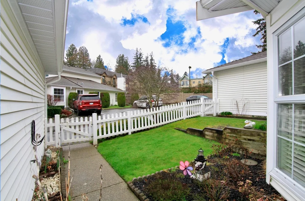 52 6537 138 STREET, Surrey BC V3W 0C6, Surrey BC — Residential for Sale - Photo 2