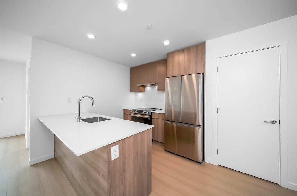 520 13968 LAUREL DRIVE, Surrey BC V3T 0S9, Surrey BC — Residential for Sale - Photo 6