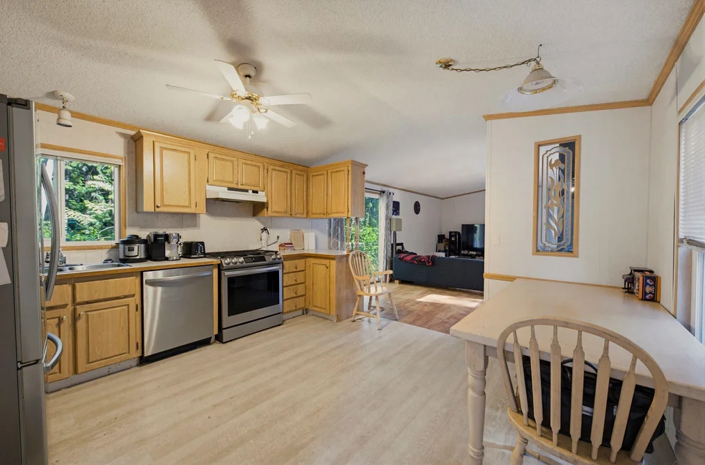 521 200 STREET, Langley BC V2Z 1V9, Langley BC — Residential for Sale - Photo 5