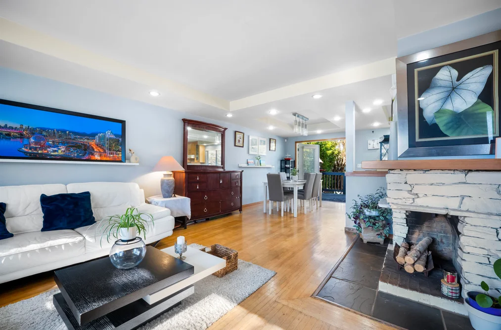 521 BROOKMERE AVENUE, Coquitlam BC V3J 1W8, Coquitlam BC — Residential for Sale - Photo 4