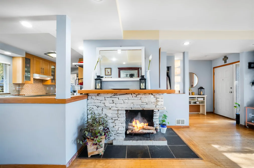 521 BROOKMERE AVENUE, Coquitlam BC V3J 1W8, Coquitlam BC — Residential for Sale - Photo 6