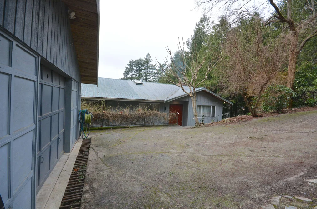 5220 CLAYDON ROAD, Garden Bay BC V0N 1S1, Garden Bay BC — Residential for Sale - Photo 2