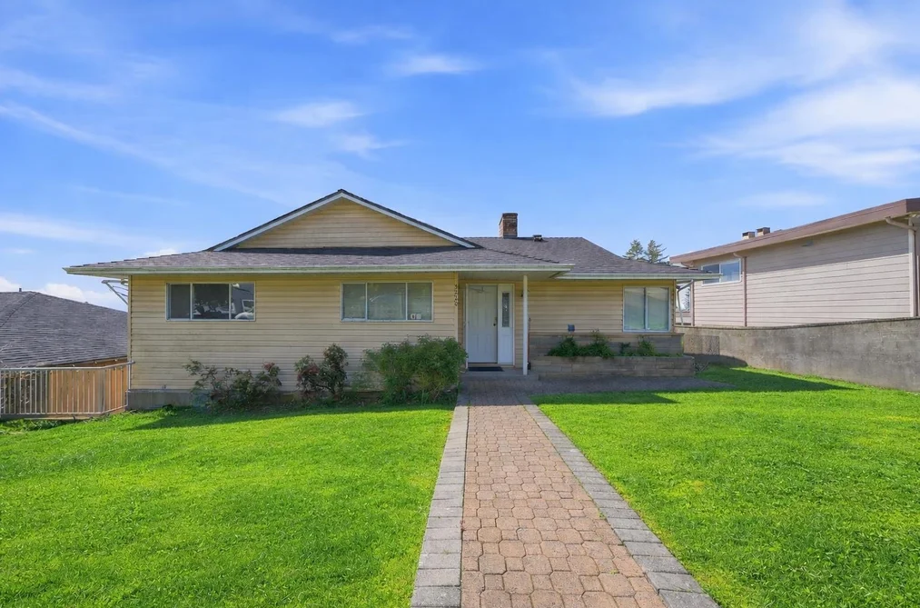 5220 SUNNINGDALE ROAD, Burnaby BC V5B 1M5, Burnaby BC — Residential for Sale - Photo 2