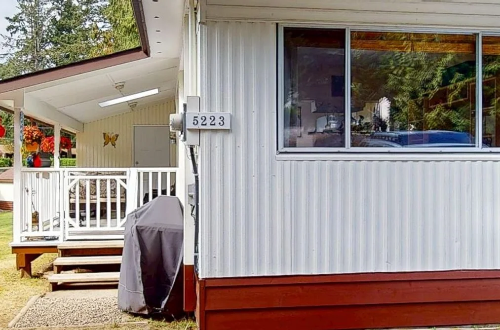 5223 WESJAC ROAD, Madeira Park BC V0N 2H1, Madeira Park BC — Residential for Sale - Photo 4