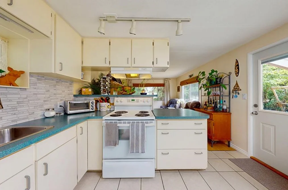 5223 WESJAC ROAD, Madeira Park BC V0N 2H1, Madeira Park BC — Residential for Sale - Photo 7
