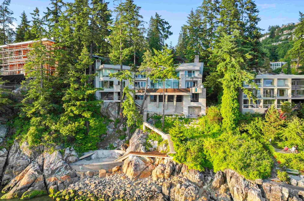 House for sale at 5225 Gulf Place West Vancouver British Columbia - MLS: R3019388