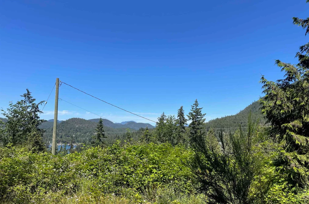 Property for sale at 5232 Cecil Hill Road Madeira Park British Columbia - MLS: R3080178