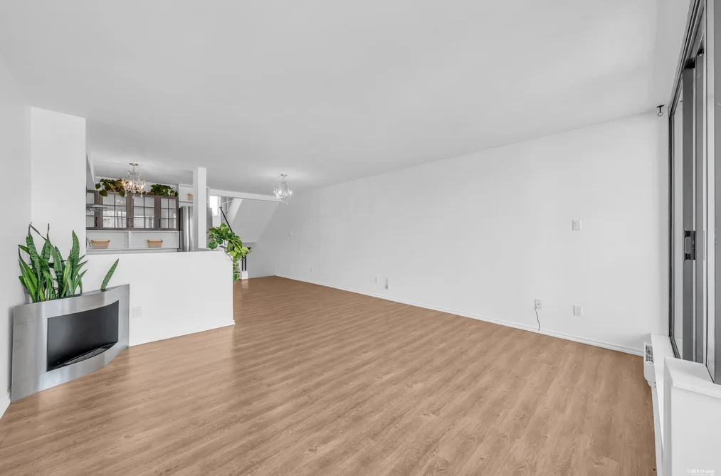 524-666 LEG IN BOOT SQUARE, Vancouver BC V5Z 4B3, Vancouver BC — Residential for Sale — Photo 8 of 38