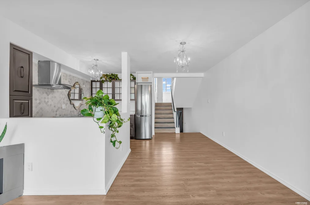 524-666 LEG IN BOOT SQUARE, Vancouver BC V5Z 4B3, Vancouver BC — Residential for Sale — Photo 9 of 38