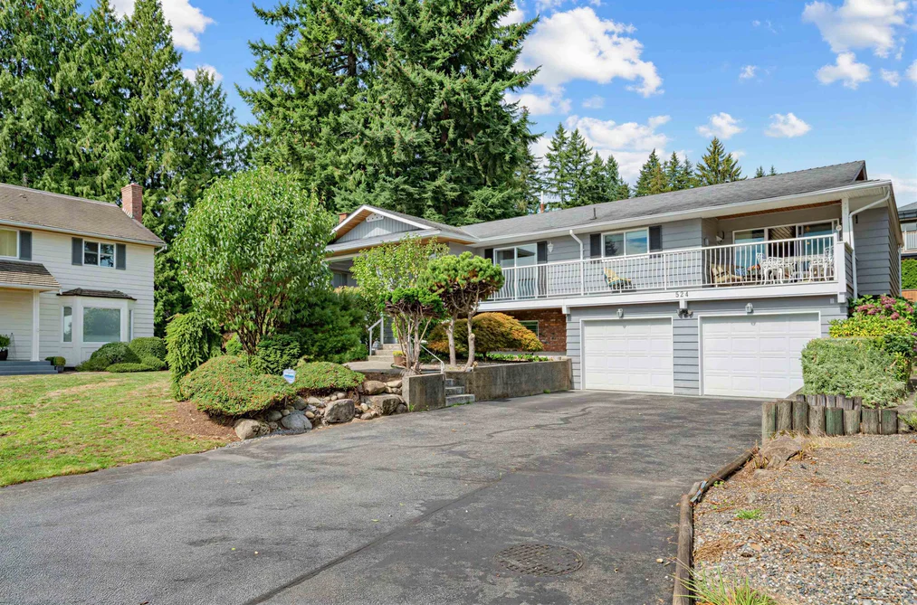 House for sale at 524 Lyn Court Coquitlam British Columbia - MLS: R3165114