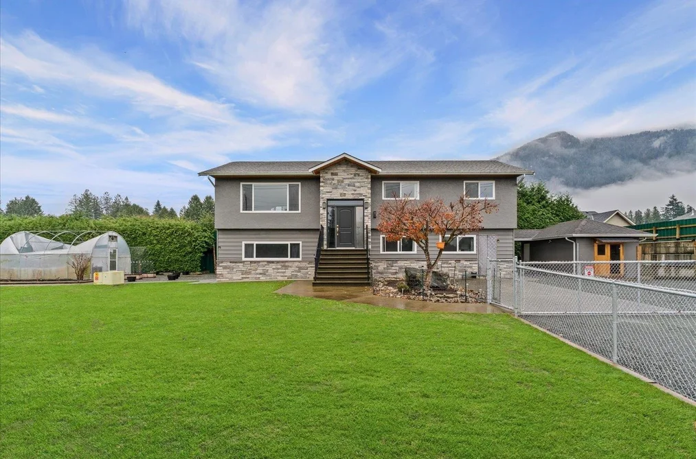 House for sale at 52464 Yale Road Rosedale British Columbia - MLS: R3109169