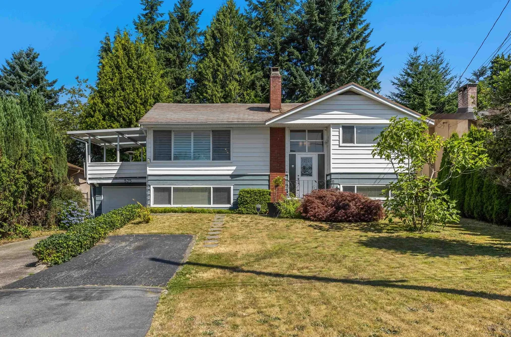 House for sale at 525 Appian Way Coquitlam British Columbia - MLS: R3127052