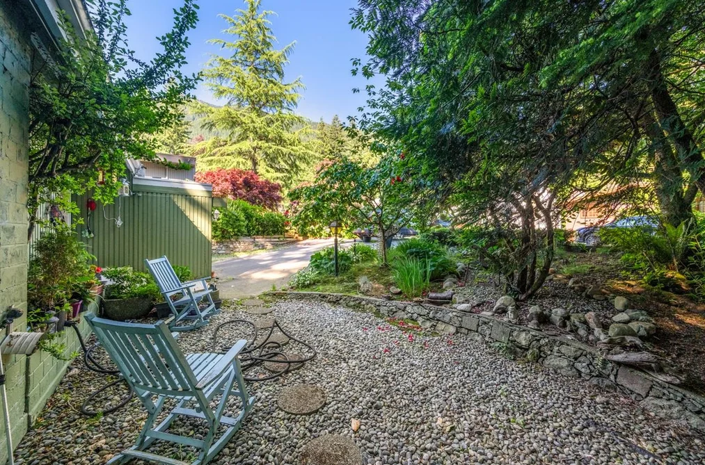 5261 CLIFFRIDGE AVENUE, North Vancouver BC V7R 3V2, North Vancouver BC — Residential for Sale — Photo 24 of 25