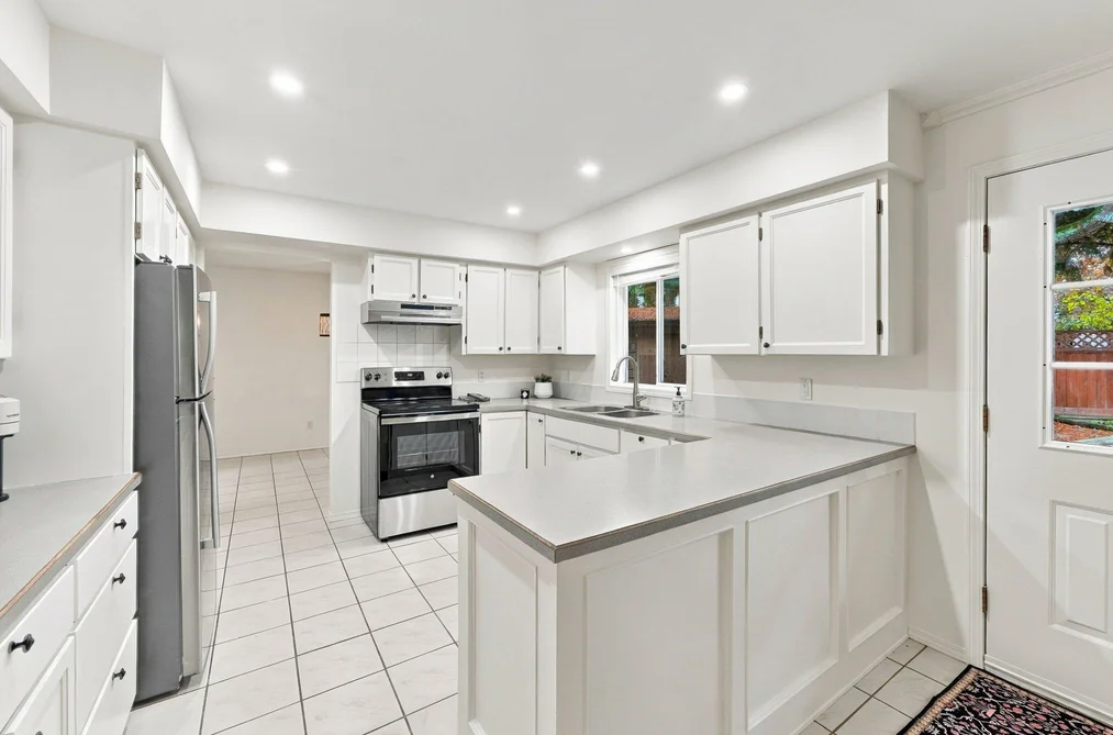 5268 197 Street, Langley, BC - House for Sale - Photo 11 of 40 5268 197 Street, Langley, BC - House for Sale - Photo 11 of 40